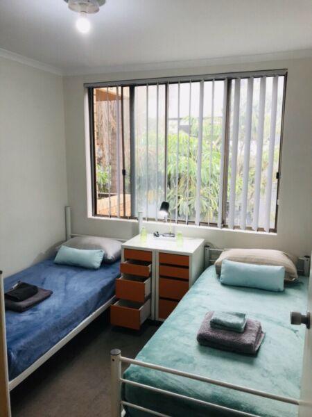 Double room- Surry Hills. 5 mins walk to Central Station