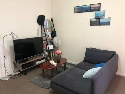 Short /Long term Private room for rent next to Westfield Hurstville