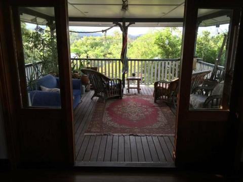 Room for Rent in Beautiful Queenslander in Taringa