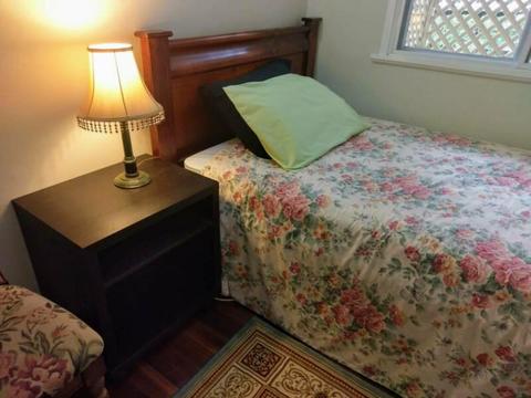 Fabulous Room in Big house low price