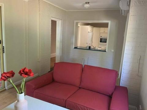 ONE Available bedroom to rent in beautiful Kingwood 5 km to CBD $195pw