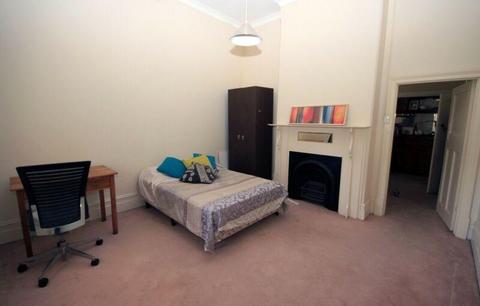 Vacancy now! Beautiful Large Room for rent in Mile End