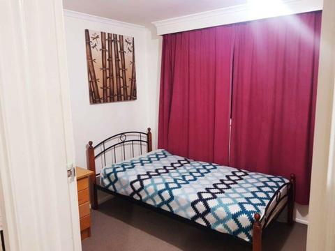 Fully Furnished Single Room next to M1 & Brandon Park SC