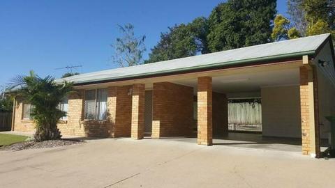 3 Bed Brick Unit Air Conditioned for Rent - Churchill