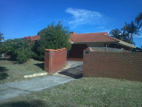 THORNLIE house for rent