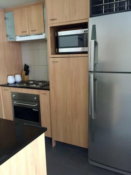 Inner City Apartment - 5 mins from Optus Stadium and River!