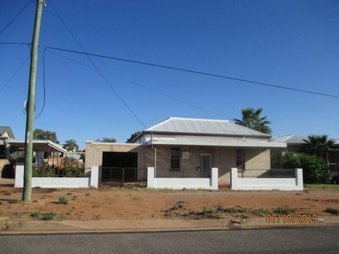 Property for sale at Broken Hill Freehold title large block