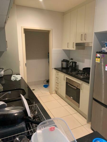 Room sharing $165in Hornsby