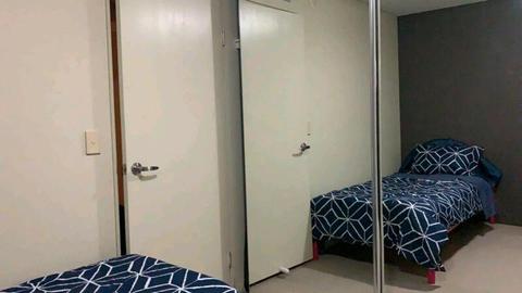 Room for rent in Kangaroo Point