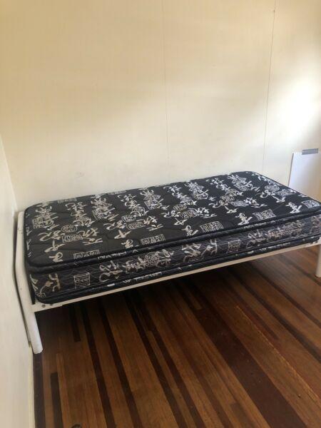 1 bedroom in sharehouse for rent