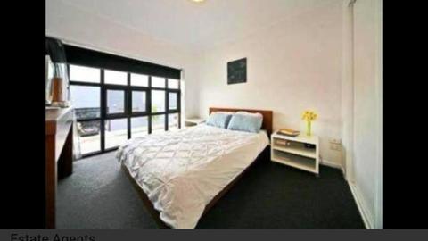 Lovely Furnished 2BR Apartment in West Melbourne, 6 Mth Lease