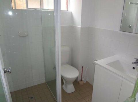 Single Private Room Close To Parramatta Station