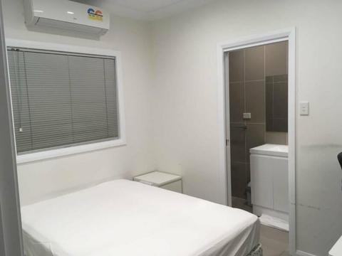 Room with own bathroom available 8 mins from station