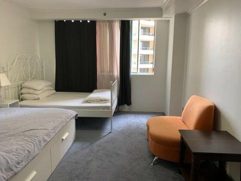 Spacious Master Bedroom in Syd CBD_Twin Share