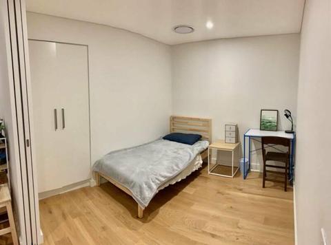 New fully-furnished air-conditioned single room in Macquarie Park