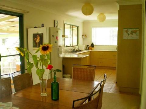 ROOM AVAILABLE - Peaceful Home in Byron Bay