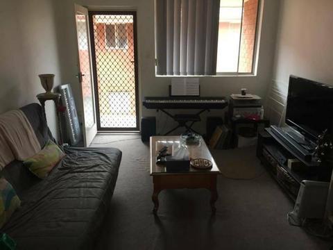 Room for Rent in Campsie