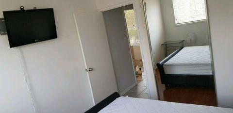 Ensuite room near Griffith uni and Garden City