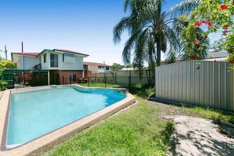 2 gorgeous rooms avaliable in sunnybank hills