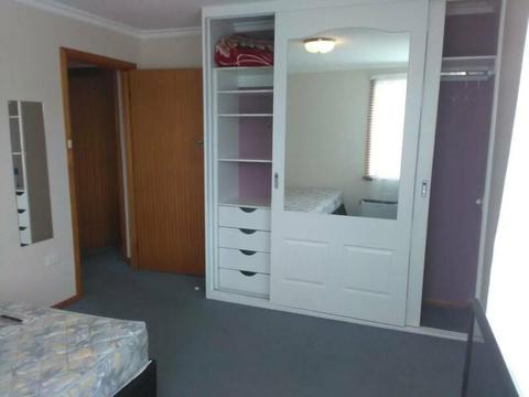 Sharehouse #Clean & Furnished#