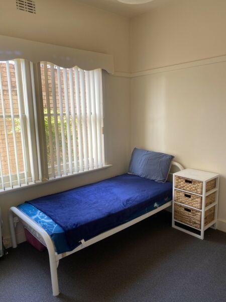 Room to rent for female