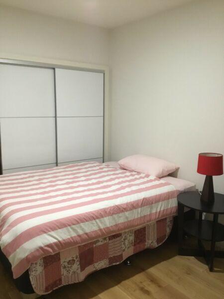 Master bedroom with en-suite for rent