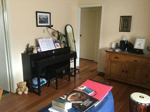Comfortable Room in shared unit in Ringwood