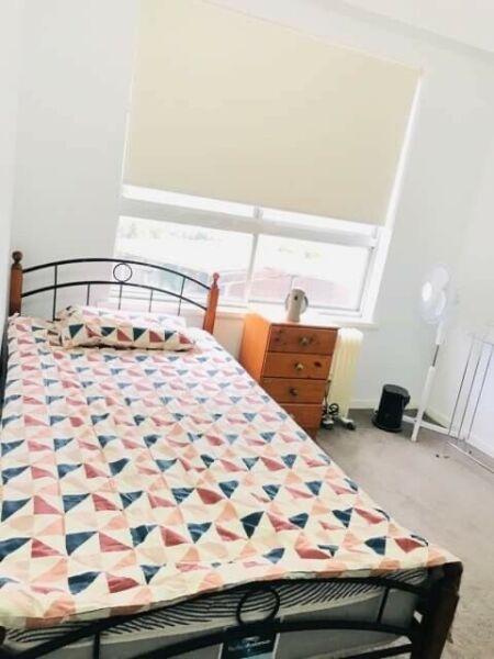 Room for rent in oakleigh