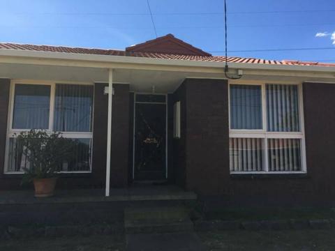 2 rooms for rent in Mulgrave,monash university is just 7 minutes drive