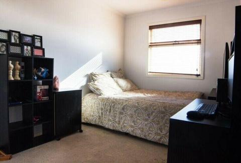 $150 room for rent in Sunshine North