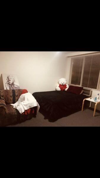 Room for rent South Yarra