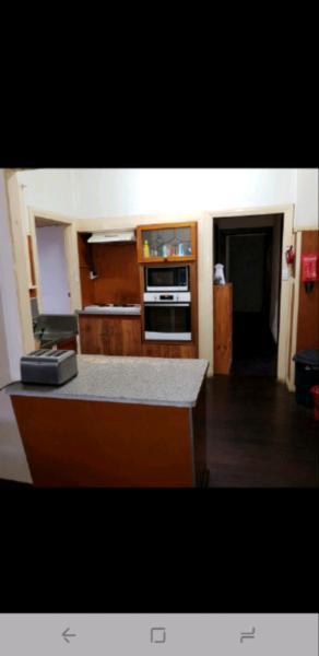 Sharehouse Room Rent Accommodation Backpacker Bunbury Free Wifi