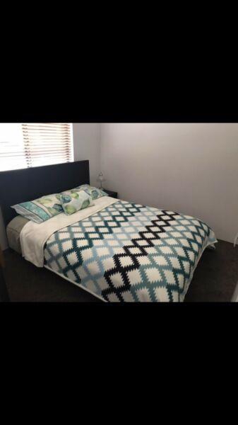 Room for rent 8 minutes from the City!