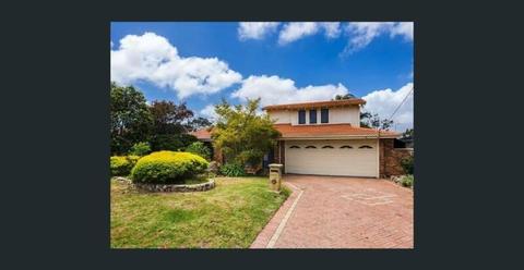 Walk to Garden City from lovely Booragoon Home