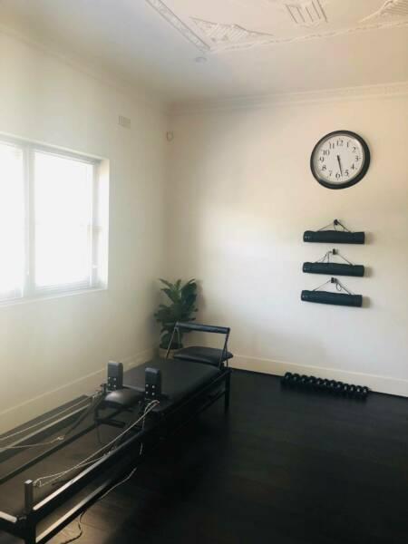 CLINIC OR STUDIO ROOM AVAILABLE for fulltime rent in Camberwell