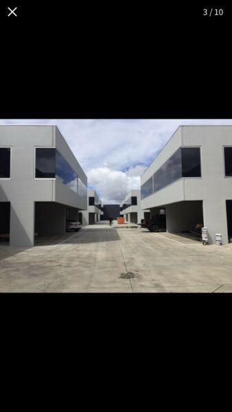 WAREHOUSE AVAILABLE FOR LEASE & SALE IN TRUGNIANA