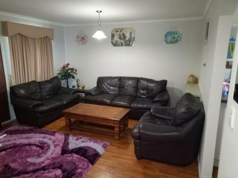 Room available in Laverton $650 monthly rent including everything