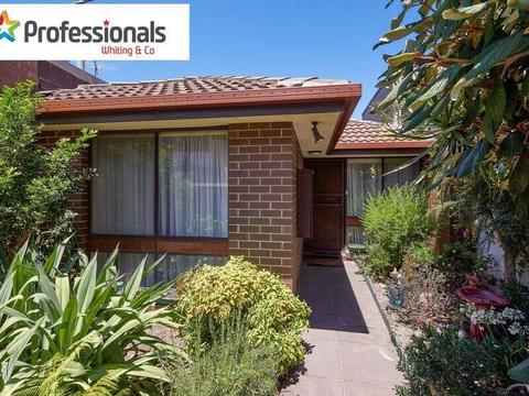 2 Bedroom House for Rent in St Kilda