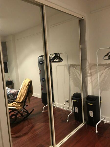 Room for rent ( short term ) in the CBD