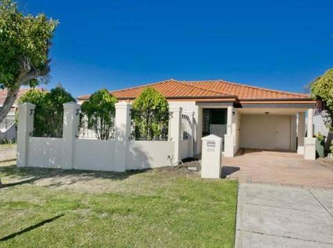 3 BED 1 BATH(2 WC) EXCEPTIONAL FRONT HOME IN DIANELLA-INGLEWOOD BORDER