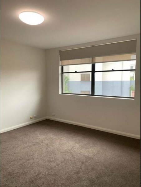 Rent a Room - Garran, Canberra - Furnished