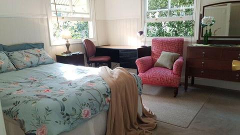 BILLS & WiFi INCLUDED, LOVELY LARGE Double ROOM