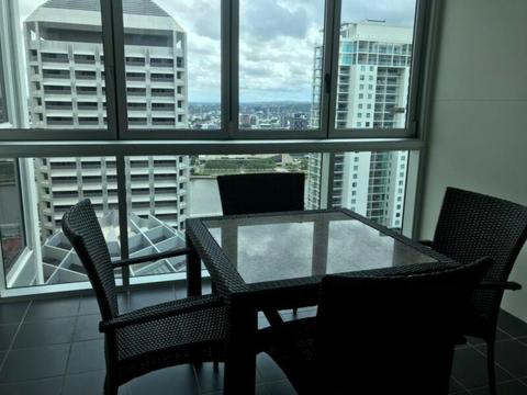 Oaks Festival Towers CBD: Two fully furnished rooms for rent