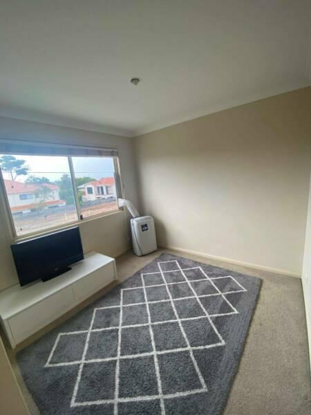 ROOM FOR RENT - SOUTHPORT