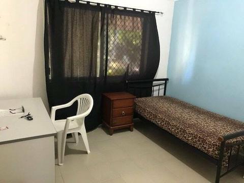 Furnished Room Quiet & Very Convenient, 100m to Large Shopping Centre