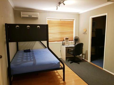 Huge air conditioned room for rent in Buderim