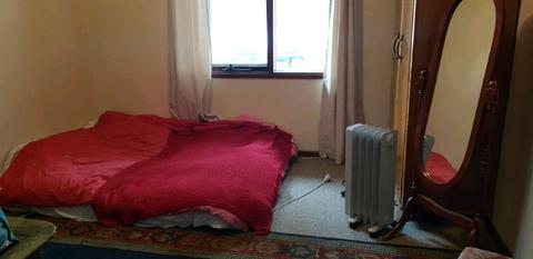 Room for rent in semaphore park
