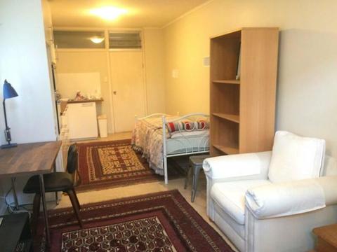 GRANNY FLAT/STUDIO APARTMENT FOR RENT in Manly area