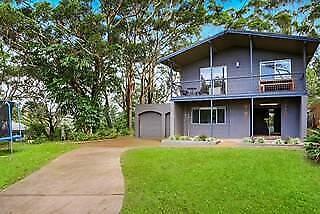 Furnished 5 bedroom home with sea views at Macmasters Beach