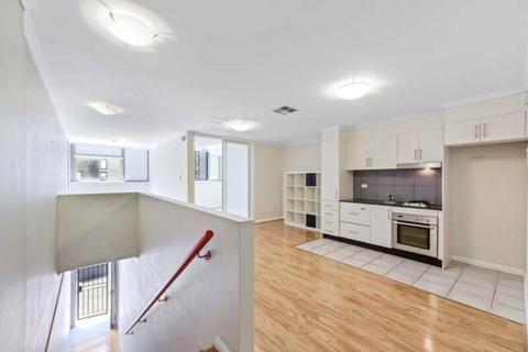 Inner City Living - unit for rent - 117/11A Lachlan St, Waterloo